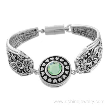 Ancient Silver Plated Carved Flower Noosa Snap Bracelet